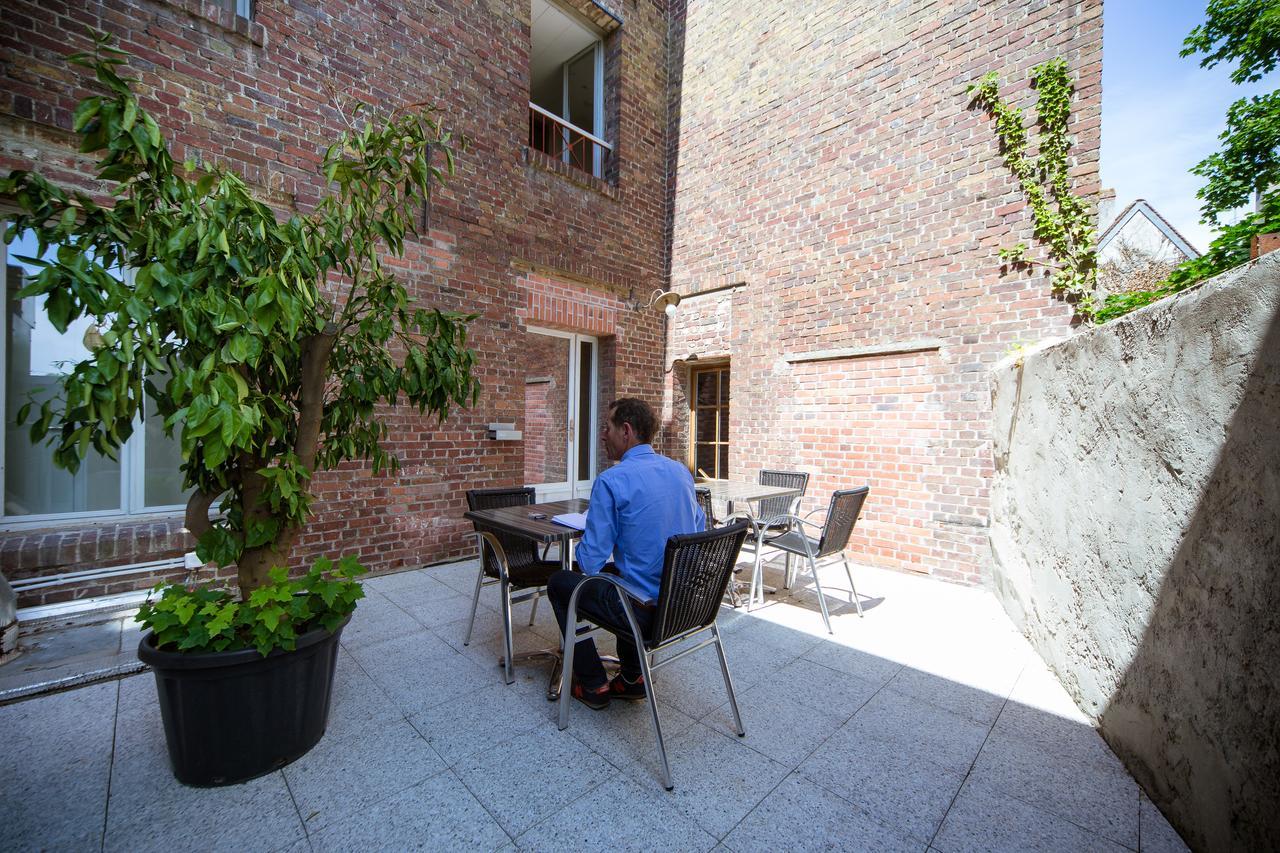 Logis Hotel - Le Petit Bellon Senlis  Exteriér fotografie